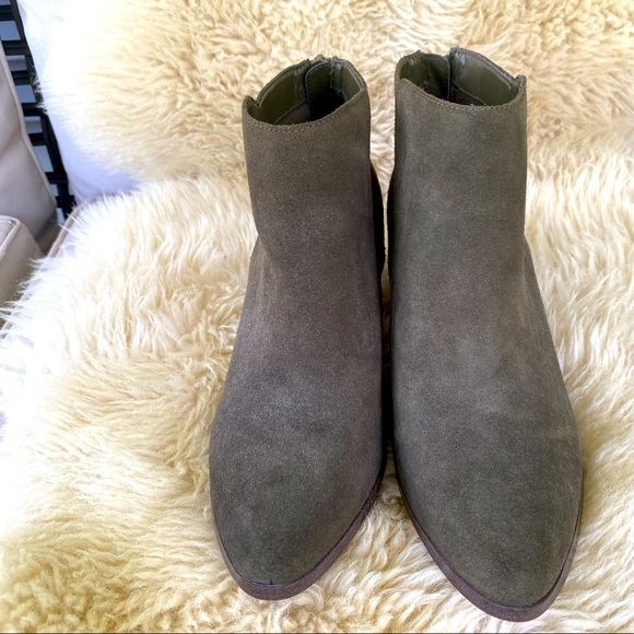 Womens Ankle Boots - Picture 9 of 16